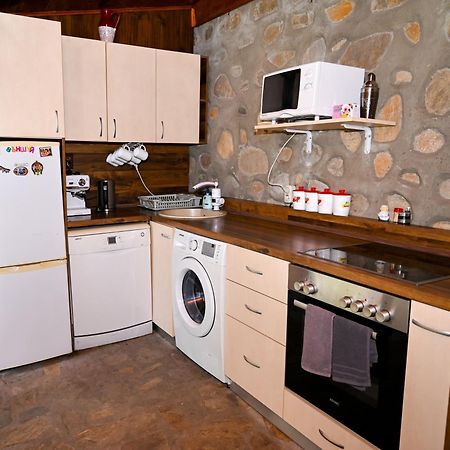 Фън Шуй Къща За Гости 88 دوبرينيشت المظهر الخارجي الصورة