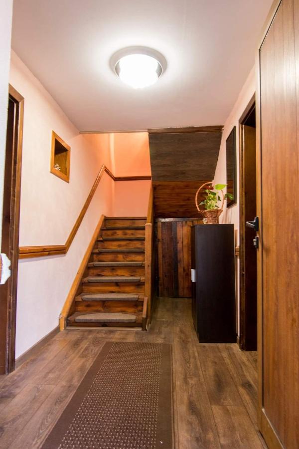 Фън Шуй Къща За Гости 88 دوبرينيشت المظهر الخارجي الصورة